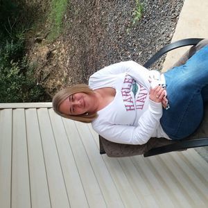 Meet your Posher, Tonya